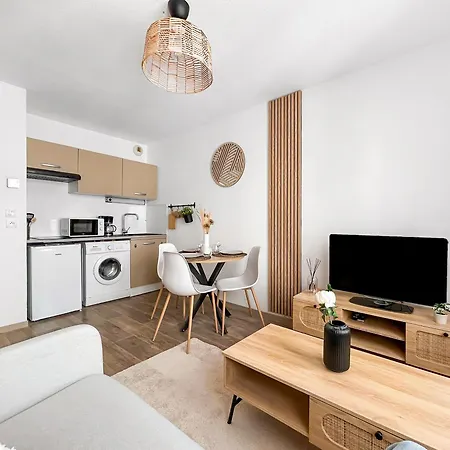 Cosy A Deux Pas De La Gare Appartement *